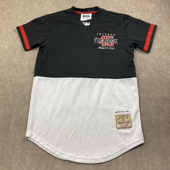 Sneak Gallery LACED UP G.O.A.T. MICHAEL JORDAN #23 JERSEY RETR0 95 “ I’m Back” - Picture 2 of 16